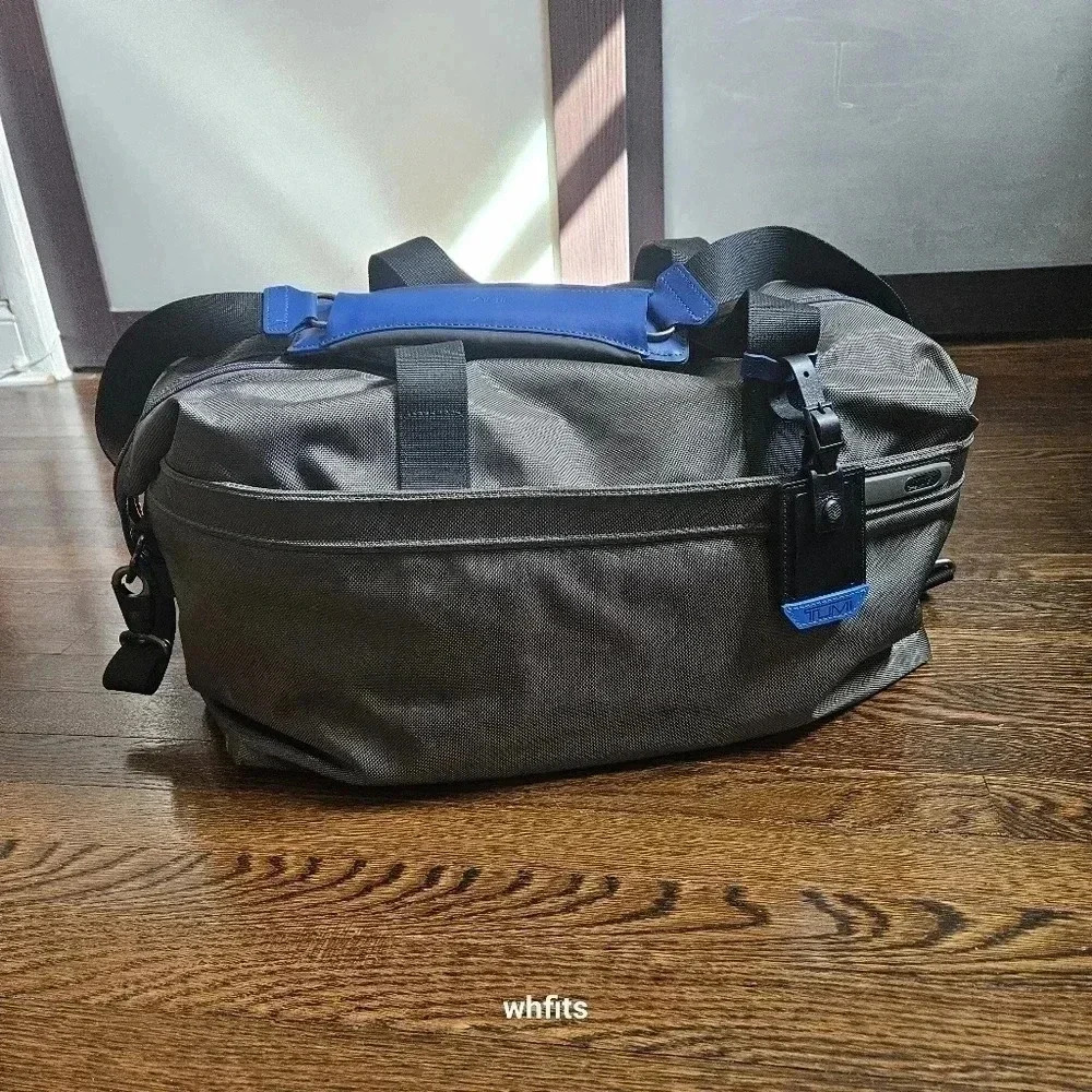 Rare Tumi Alpha Bravo Blue and Gray Weekender Bag Limited Colorway - Picture 1 of 11